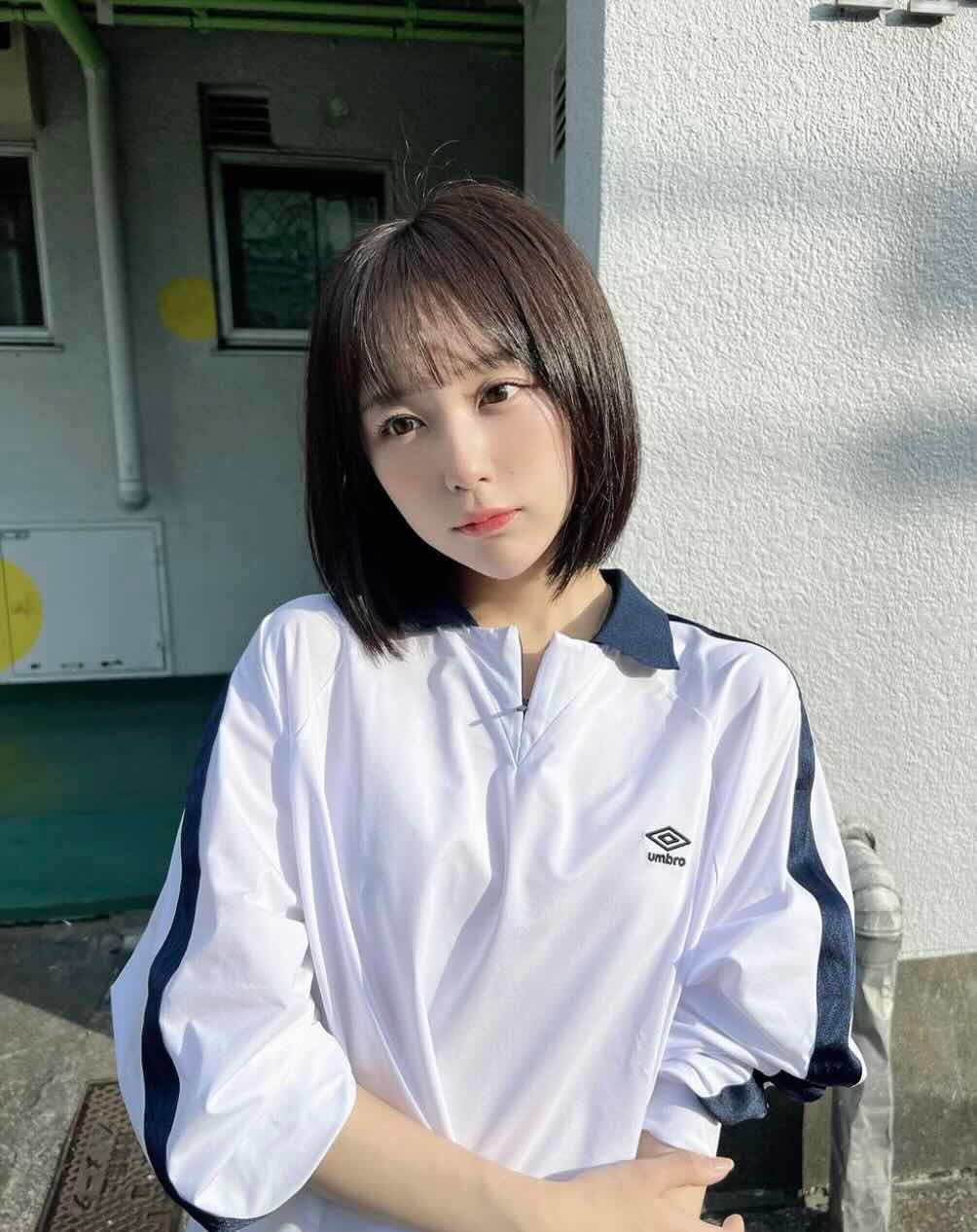 「野球部のマネに居そう！」なえなの最新ショット公開