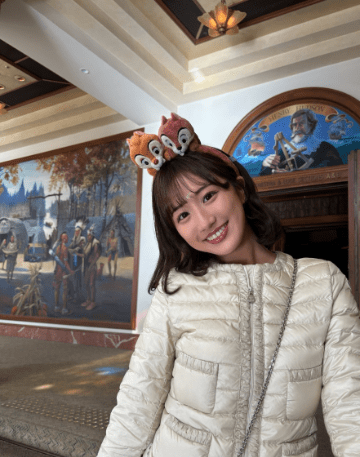 田辺真南葉アナ、赤チェックでクリスマス気分！「一番好きな季節」