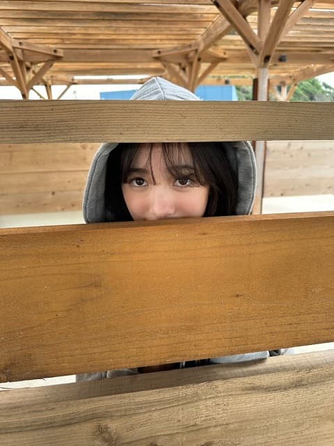 「デートしてる気分になる」人気グラドルの”視線”ショットにファンドキドキ…