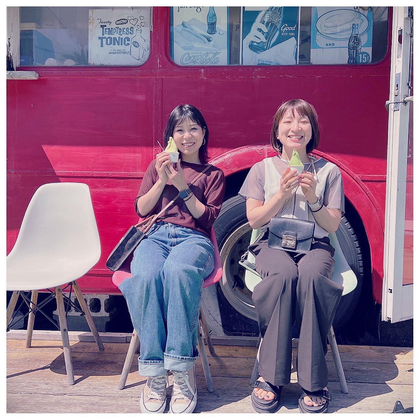 ロコソラーレ、話題の『ちび部』？　 仲良し写真にファンほっこり☺️