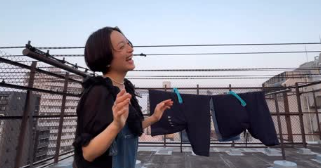 「何でもない日常が宝物」高山都、夕陽の屋上で夫婦押し相撲「こういうことで笑っていたい」