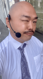 「ネクタイの結び方なんか変だしん」クロちゃんの正装にファン驚き