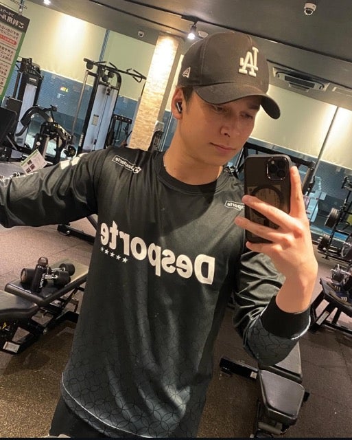 マーティン、愛用ウェアでテンションアップ「これ着るとスポーツなんでもできる気がする！」