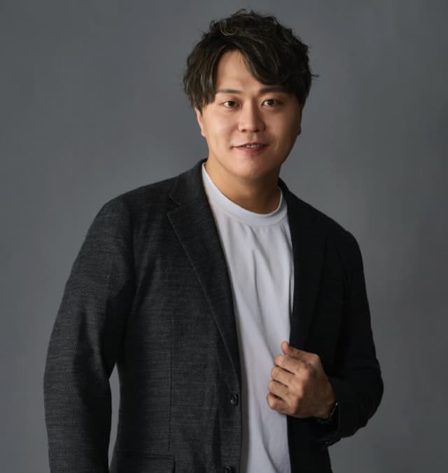 「今回はイキってる俳優バージョン」エハラマサヒロが新しい宣材写真を公開！