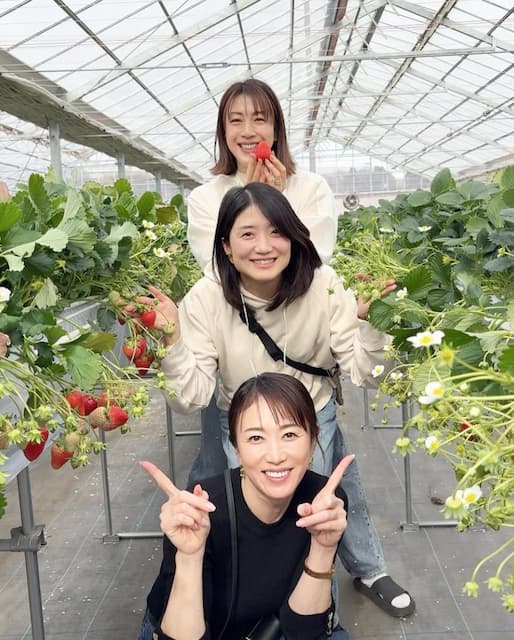 田中雅美、大満足のいちご狩り！『後輩の活躍に刺激をもらいました』
