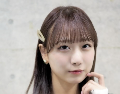 瀧脇笙古、ストレートヘアの魅力を披露「前髪おきに」