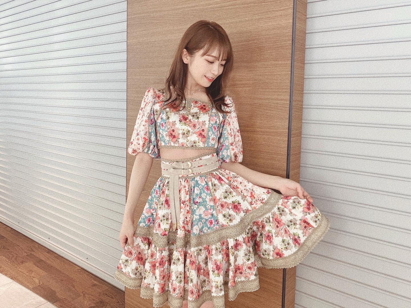 🌻🌈「あー、楽しかった」秋元真夏さんが乃木坂46の新曲MVオフショット公開🌟