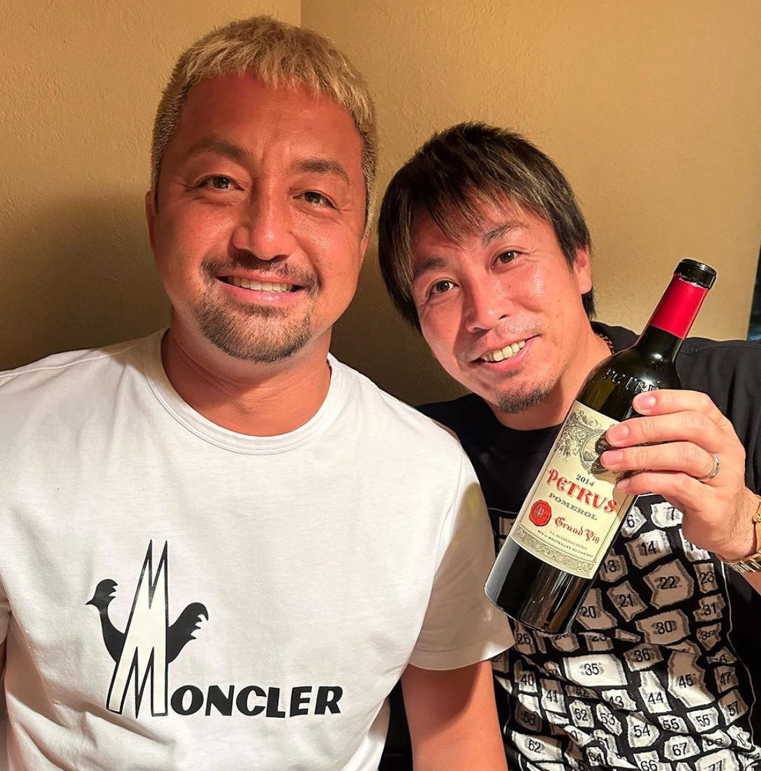 200s達成ロッテ・益田直也、チームメイト澤村拓一から祝福受ける👀💐「後輩想い」