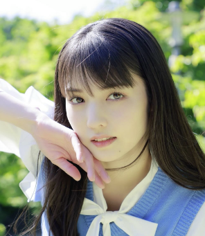 道重さゆみ、ハロウィンは“制服風コーデ”でファンを魅了！可愛さ爆発