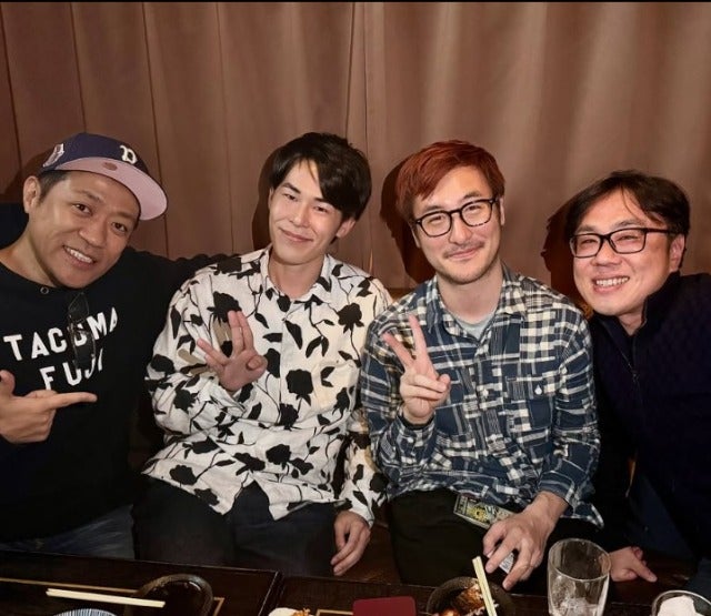 はなわが『BAR稽古場』で楽しい夜を過ごす！