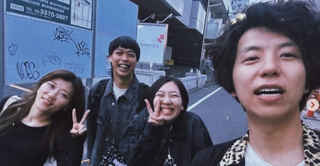 ヒコロヒー「これは存在」　ニッポンの社長・辻ら芸人仲間との“笑顔の夜”に反響