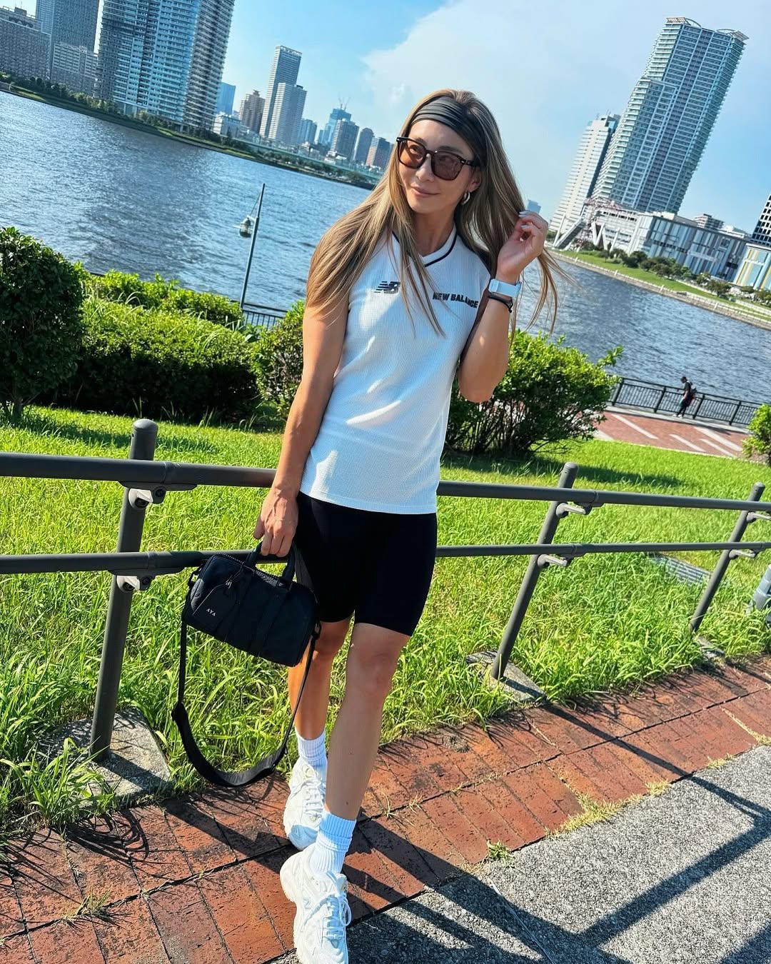 フィットネストレーナー・AYAの私服オフショットにファン歓喜！