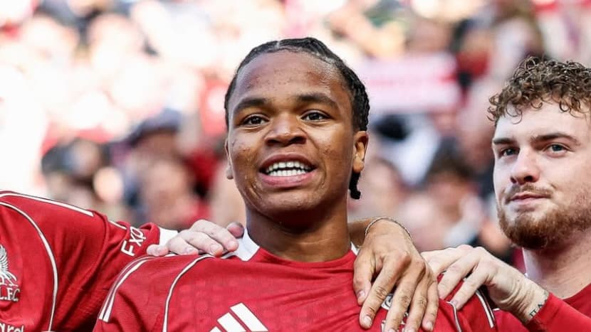 ゴールを決めた彼の名前は…！？リヴァプールに現れた16歳の新星 GOAL Japan