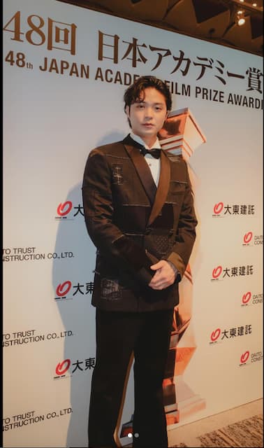 磯村勇斗が日本アカデミー賞のプレゼンターとしての大役を終えたことを報告「またあのステージへ戻って来れるように」