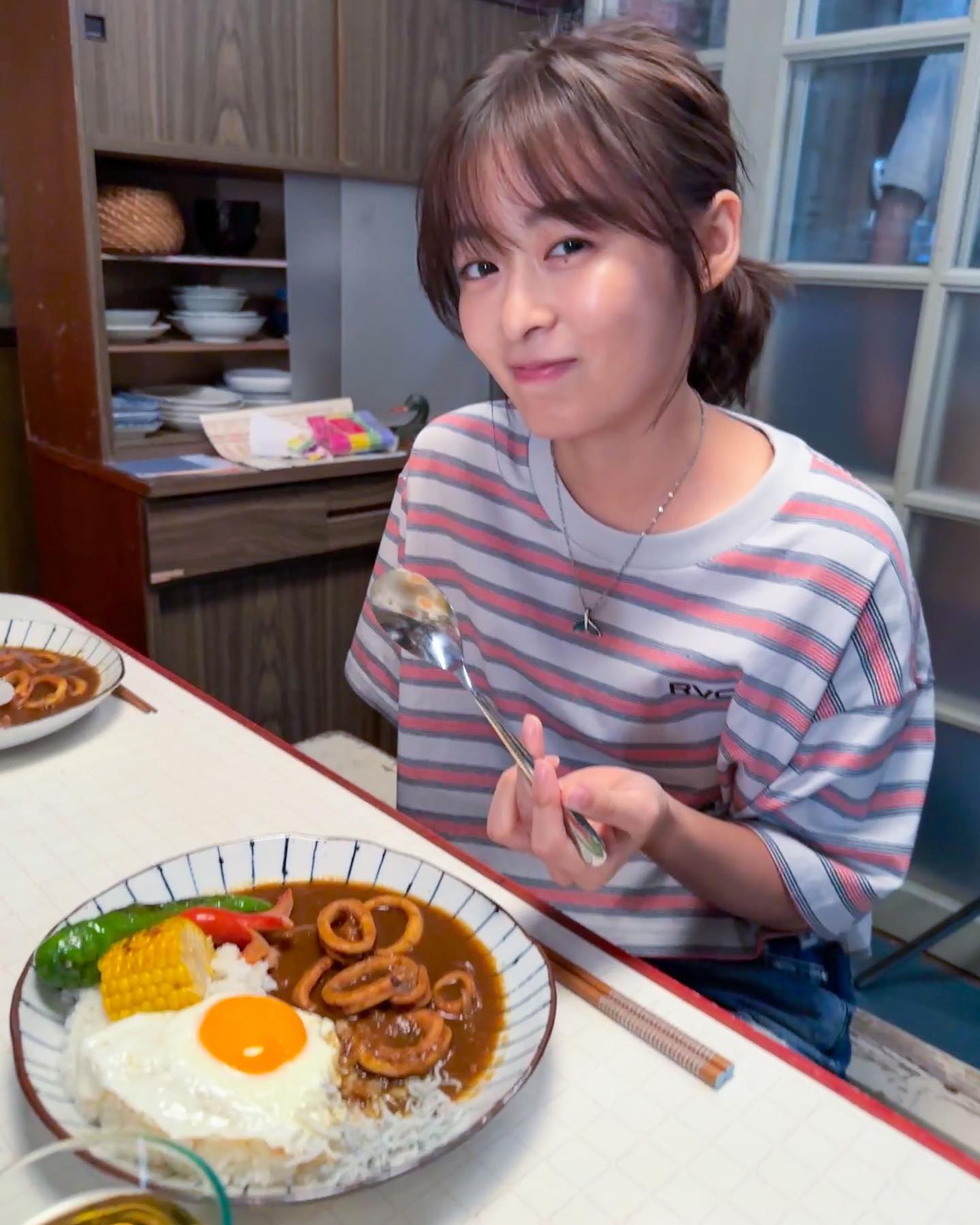 森七菜が「真夏のシンデレラ」の可愛すぎるオフショット公開📸🍛😍