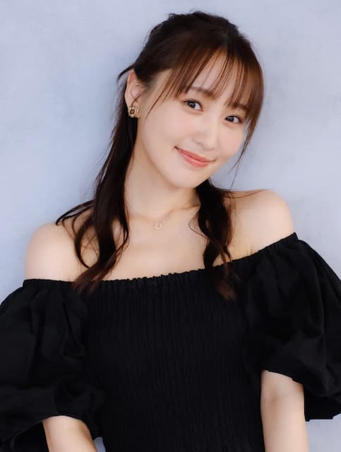 元櫻坂・菅井友香、“中国のSNS”を期間限定で開設！