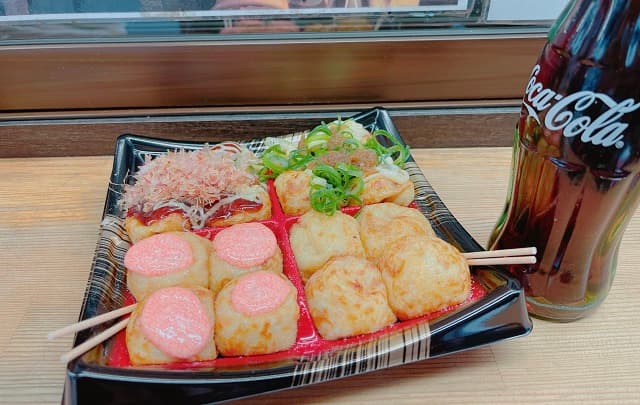 「沢山入って豪華！」イベントで大阪を訪れた女性声優が”バラエティ豊富”なたこ焼きを堪能！