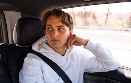 F1 夏休み直前！オスカー・ピアストリが見せたリラックスショットが話題