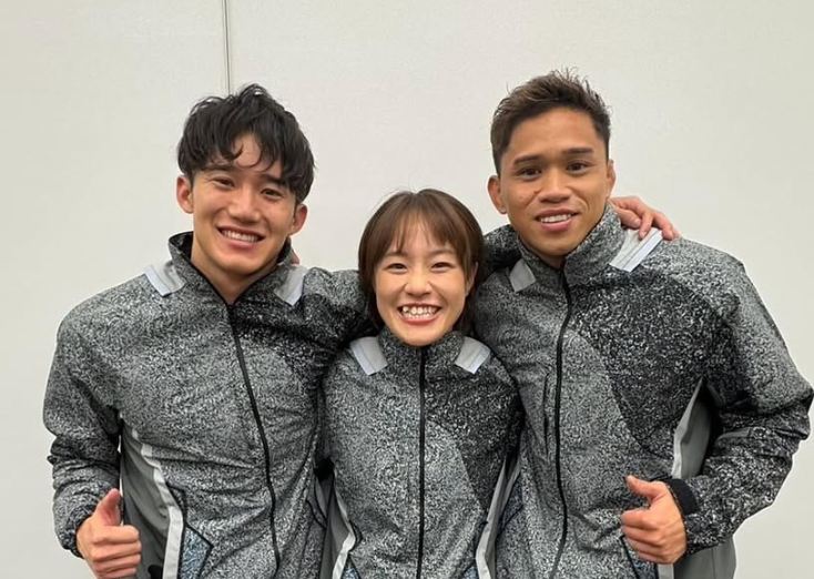 胸熱ショット！元レスリング金メダリスト登坂絵莉、同学年トリオの笑顔集結