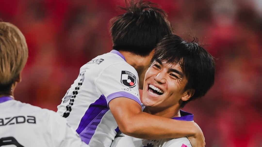 “獅子奮迅の2発”で魅せた！サンフレMFが示した勝負強さにファン熱狂