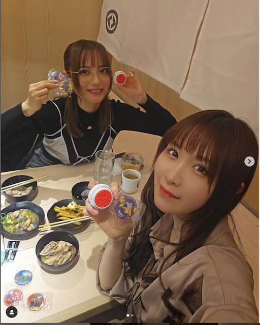 桃月なしこがくら寿司でのひとときを投稿。お目当ての景品を当てにビッくらポンに挑戦！