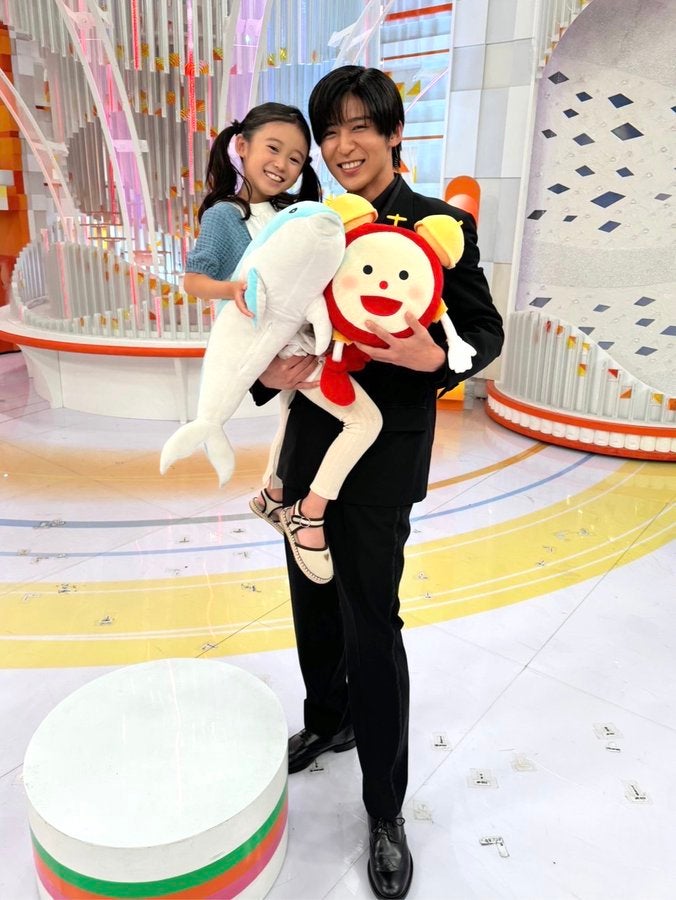 目黒蓮　「親子」ショットを公開！