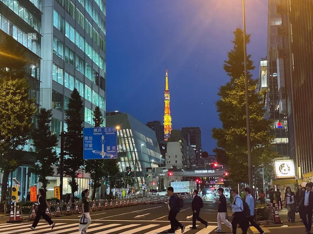 麻生要一郎、夜の東京タワーを撮影　「綺麗すぎる」と話題に