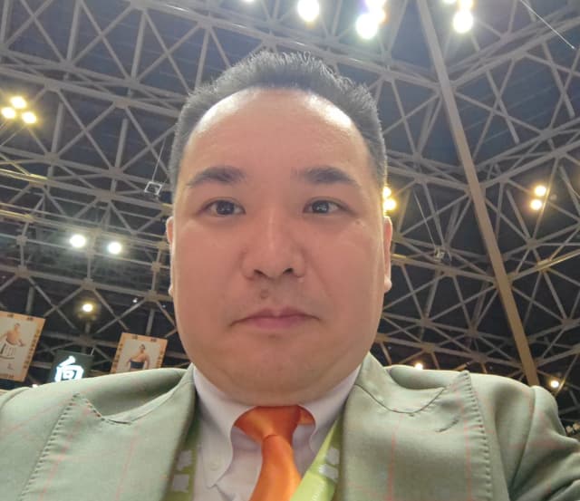 ミルクボーイ内海が大相撲のロケで稽古総見に「めちゃくちゃ前の記者席で」と大興奮？