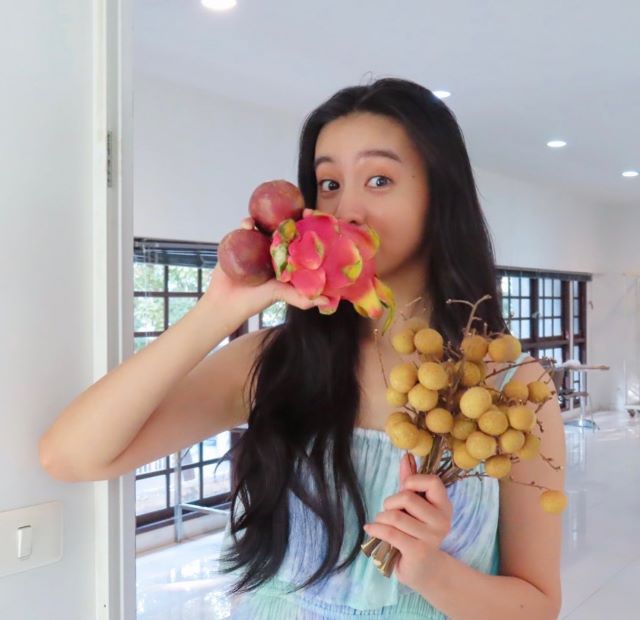 キムタクの次女・Kokiの最新ショットが話題に!? フルーツが似合う💞