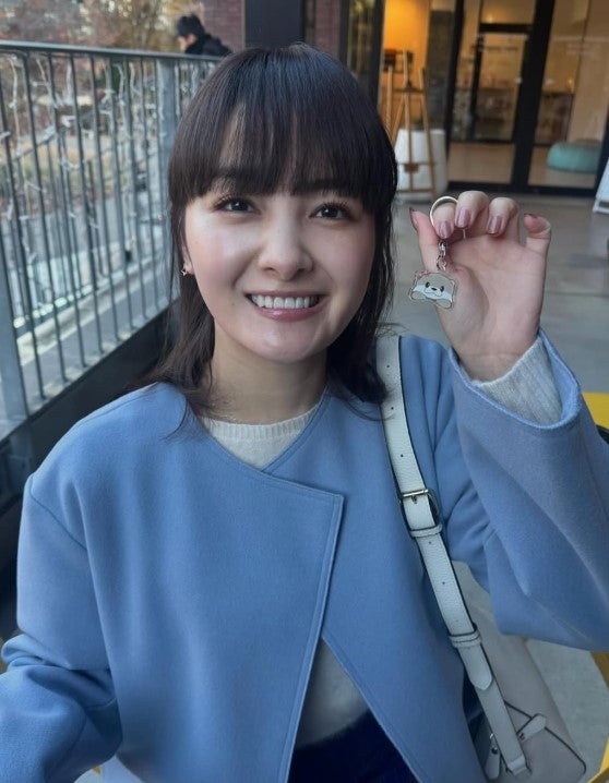 『ホンノウスイッチ』主演の葵わかなが最新オフショットを公開