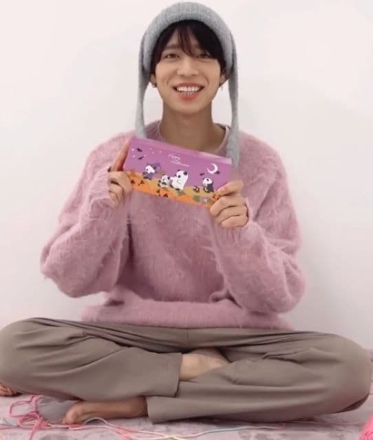 可愛すぎると話題に！timelesz 松島聡 ニット姿で登場！