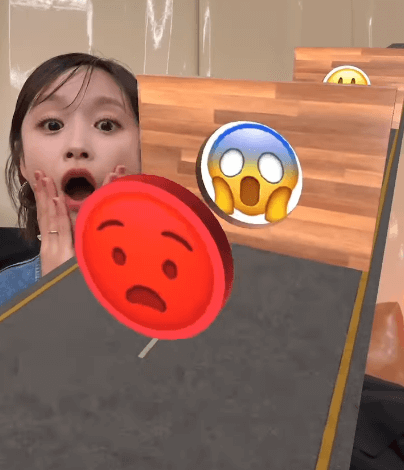 「変顔でも可愛い」高橋愛、顔合わせレーシングゲームの沼に！？ユニークな表情の連発にファン大興奮！