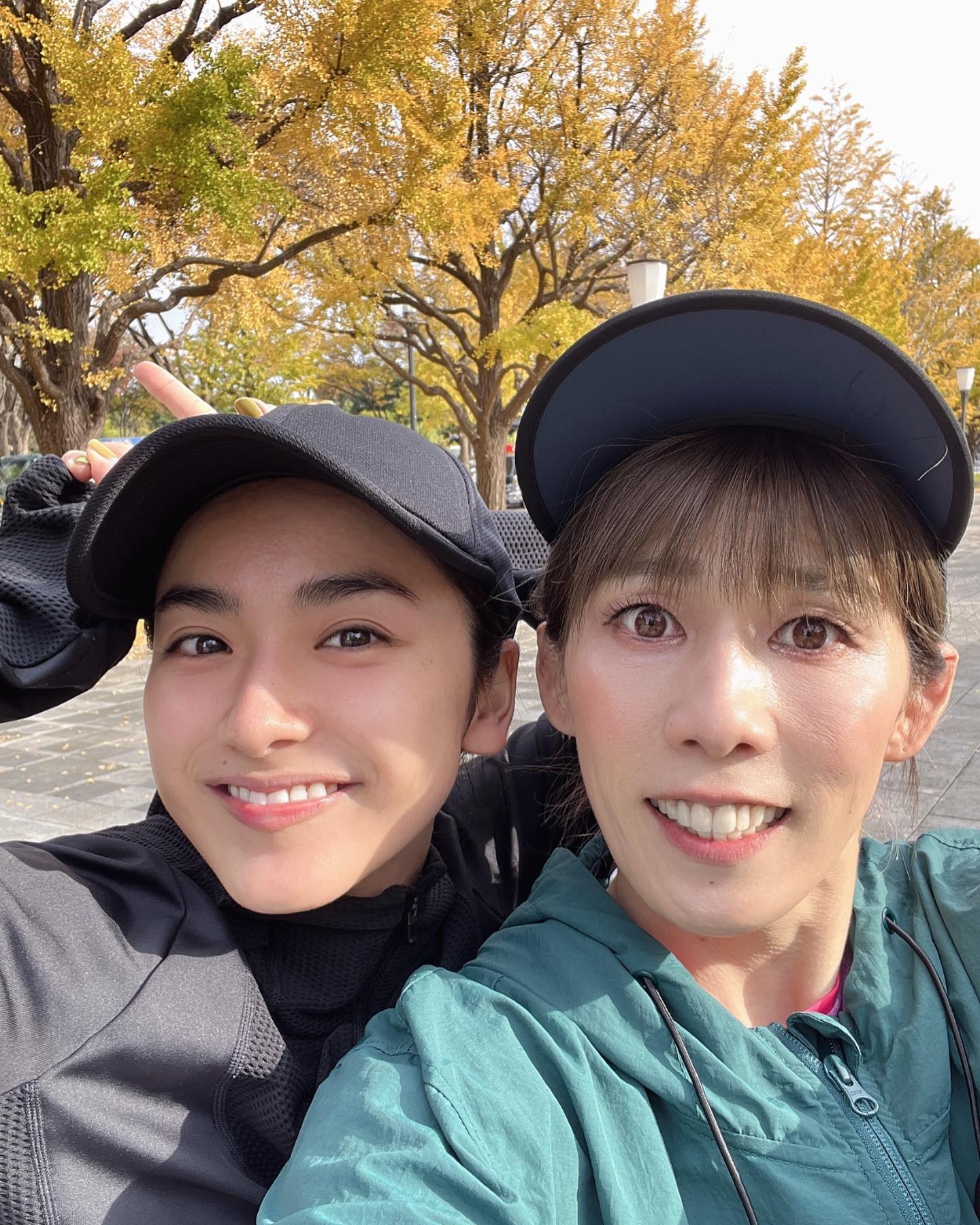 大会に向けて猛練習🔥吉田沙保里が平祐奈と共に皇居ラン❗️