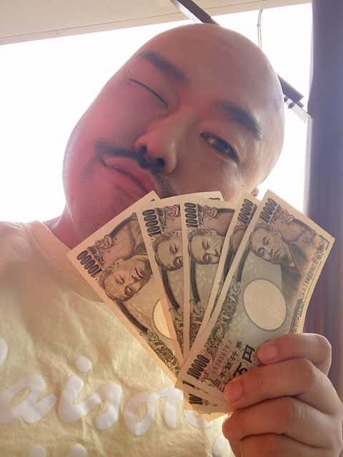 実家に帰省中のクロちゃん 子供の日にもらったというプレゼントとは...