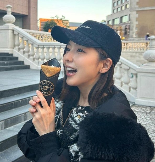 「少しずつ子供と一緒に出かけられるようになって…」母になった真野恵里菜 久々のオフショットにファン歓喜