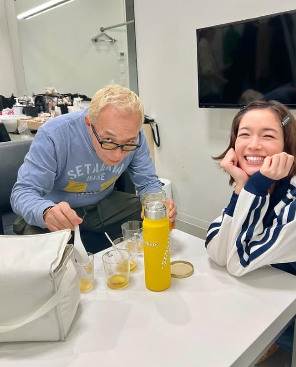 有名タレント〇〇が「世界でいちばん優しい味」あの人のお手製かぼすドリンクが話題に！