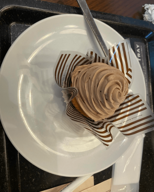 「どう見ても違うやろ…」クロちゃんが投稿した写真に物議⁉