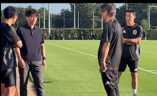 W杯最終予選に向けチームが始動！長谷部誠コーチの姿に「時代を感じる」