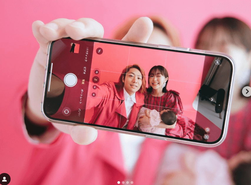 峯岸みなみ、第１子誕生後初の家族写真を公開！温かなメッセージにファン感動