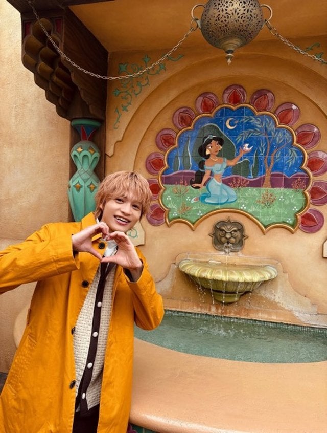 中間淳太、ディズニーシーで見せた“ジャスミン愛”と癒やしの笑顔