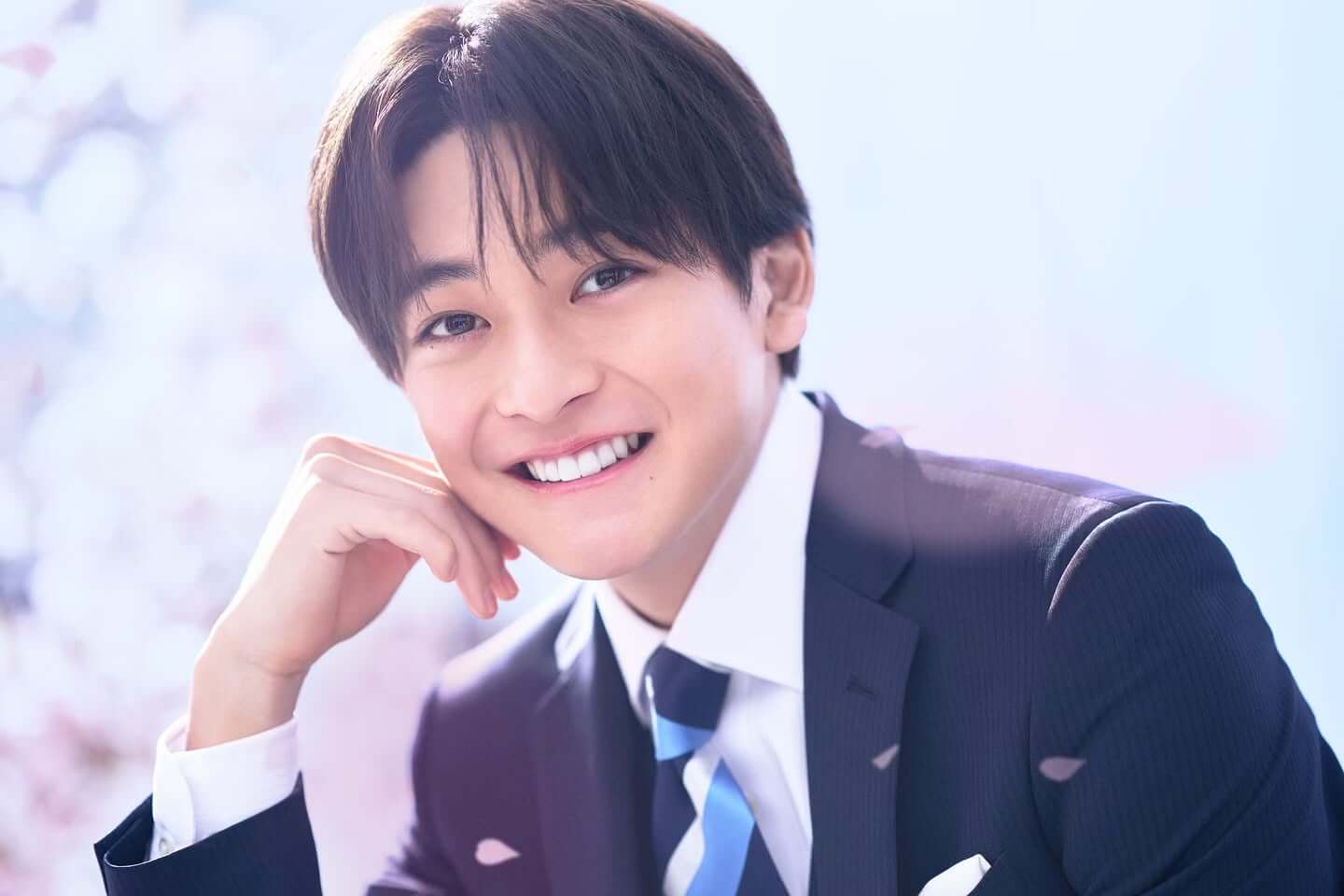 俳優・高橋文哉、はるやまのフレッシャーズキャンペーンのメンズイメージキャラクターに就任！