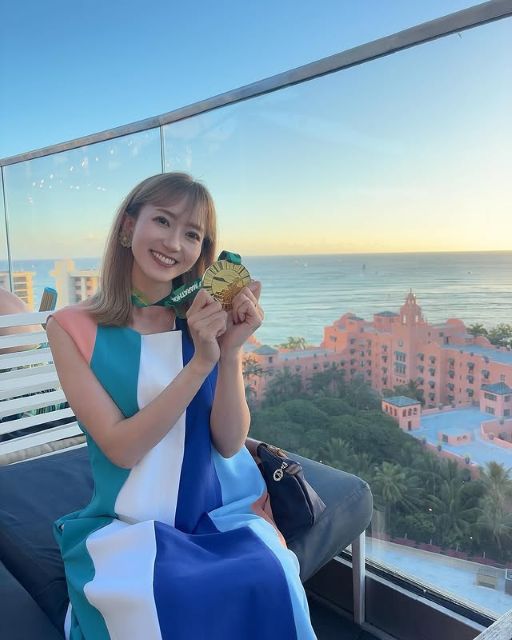 「さくっと朝ラン！」日本一走るアナ・長谷川朋加、ホノルルマラソン完走メダル掲げニッコリ笑顔が可愛すぎる！