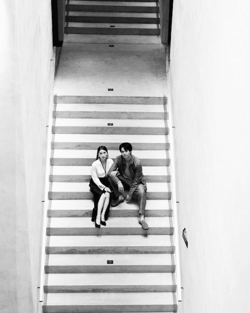 土屋太鳳＆片寄涼太夫妻 モノクロ2Sを公開「素敵な夫婦写真🥰かっこいいです」