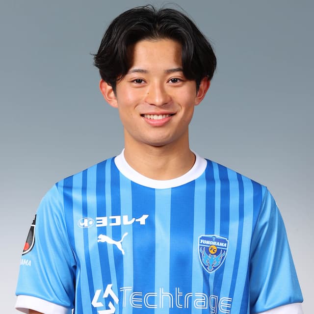 横浜FCがユース選手のプロ契約を発表！