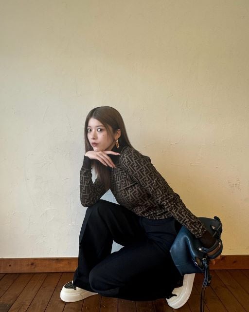 「最高の美しさ」馬場ふみかが秋ファッションでCOOLにキメる！