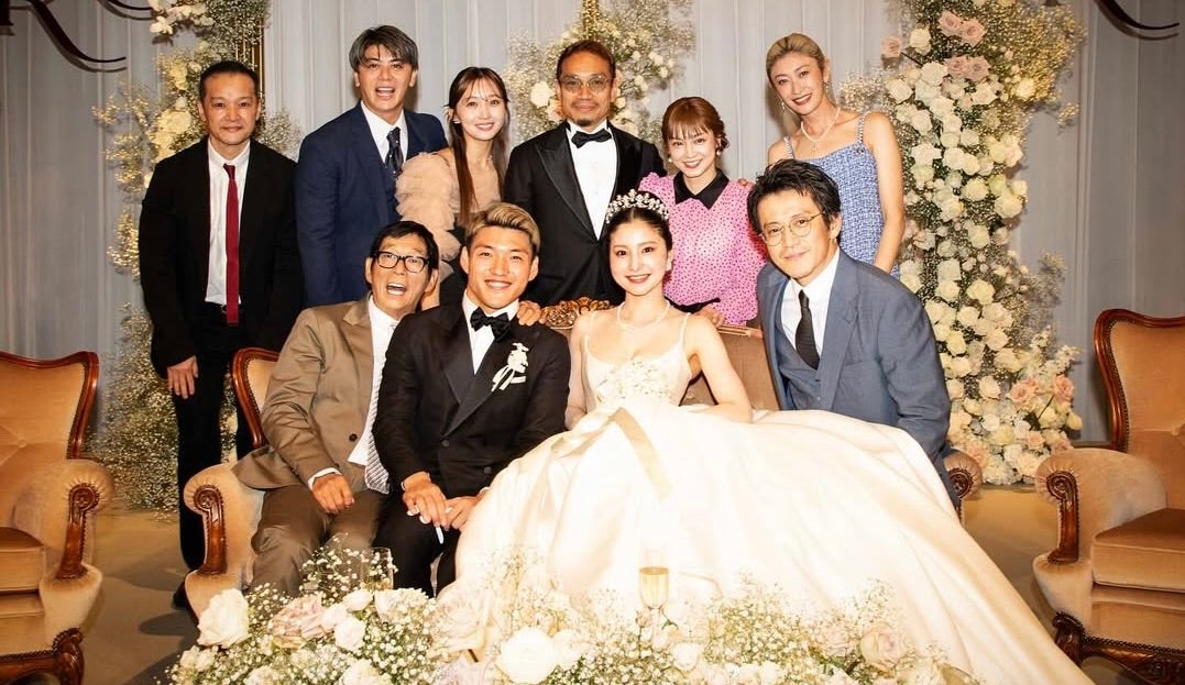 「長友目立つ！小栗旬くんもいる」堂安律＆明松美玖、結婚披露宴のゲストが豪華すぎて話題に！！！
