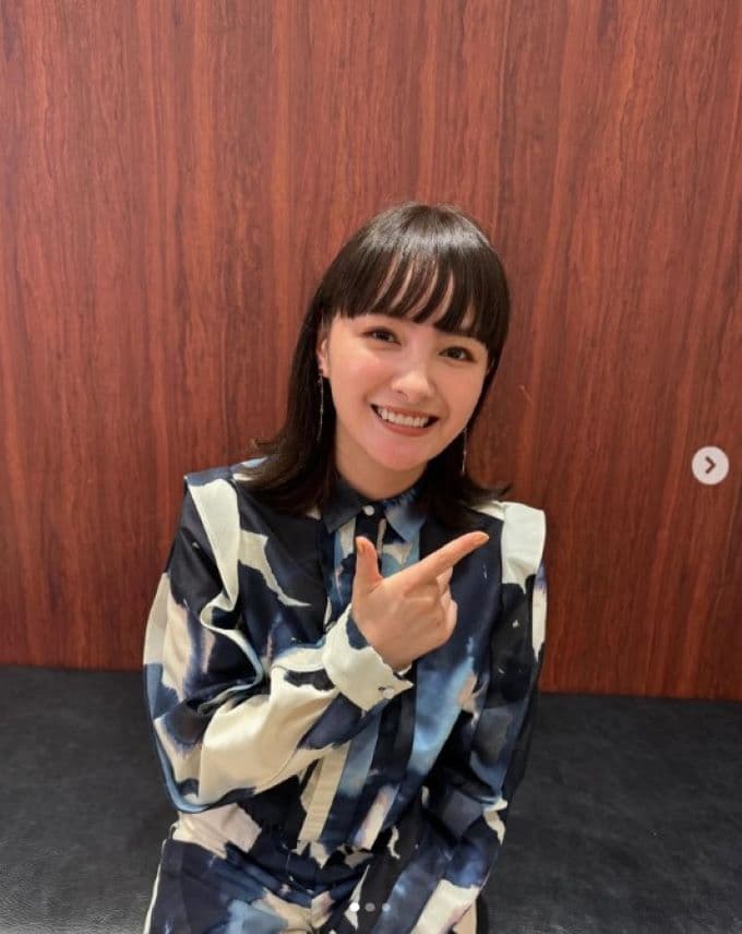 葵わかながスナイプポーズを披露しファン興奮「わかなちゃん可愛い😍」