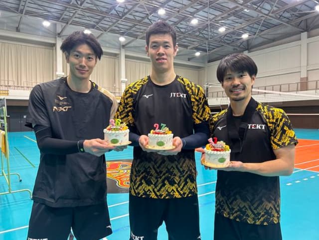 SVリーグ・ジェイテクトSTINGS愛知が選手の誕生日をお祝い！
