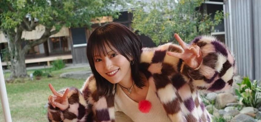 山本彩　ロケ番組のオフショットを公開！！「ラテにするといかつい」