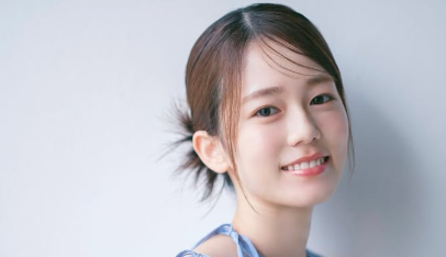 川口葵、青衣装の宣材写真を公開！「マジで女神」とファン大絶賛！